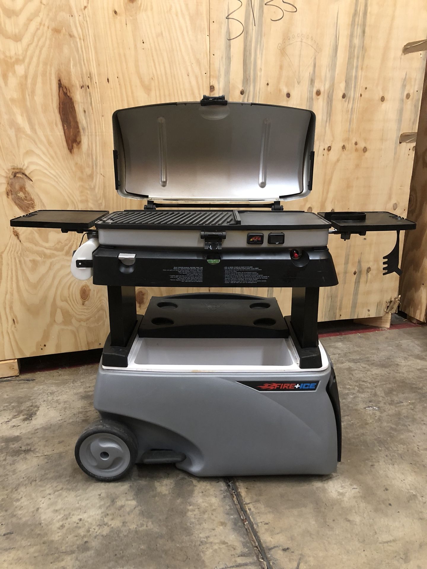 Thermos Grill 2 Go Fire And Ice - Grill/Cooler Combo