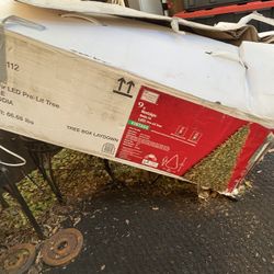 El Pino Está Bueno Solo La Caja Está Kebrada 