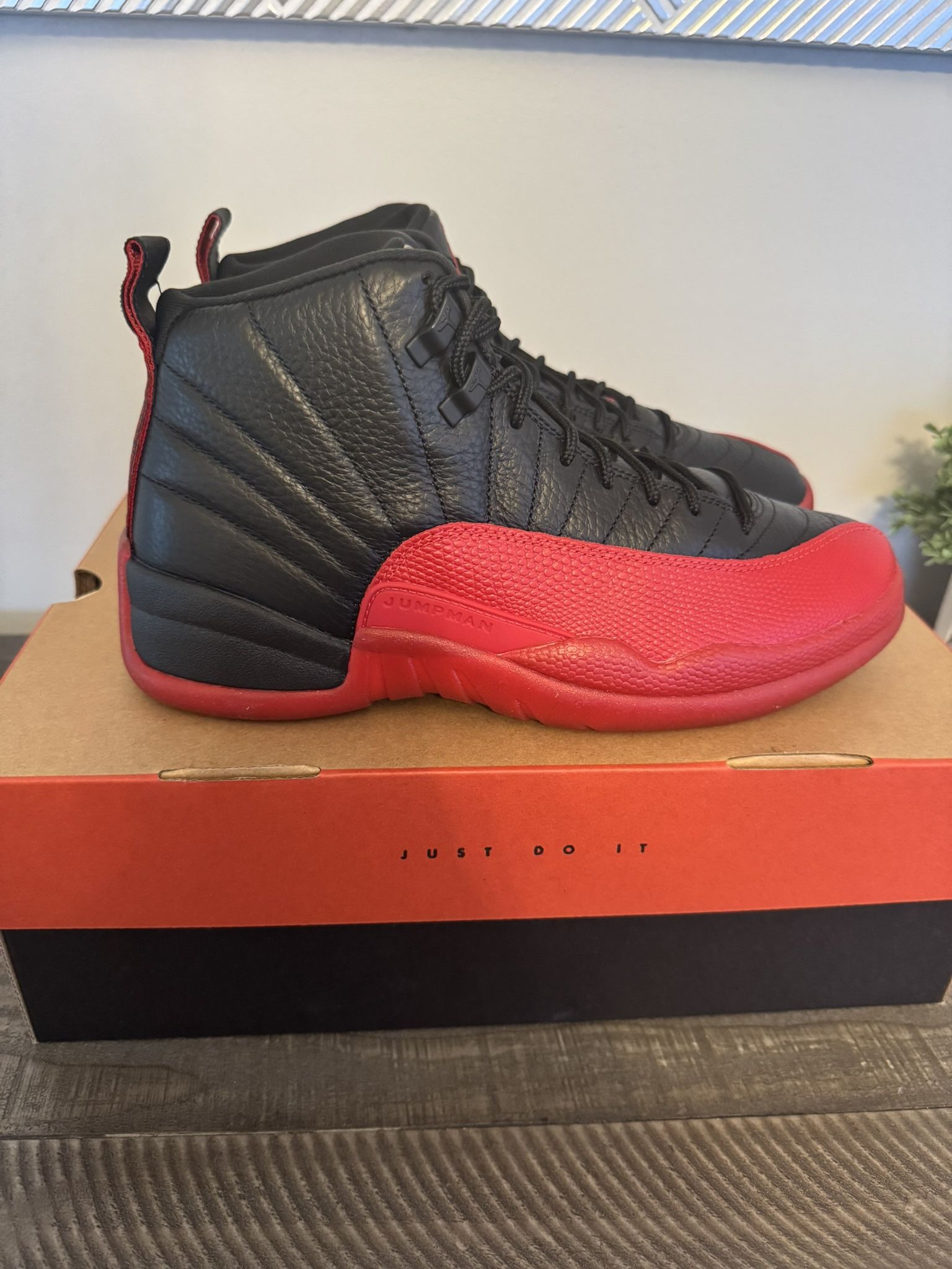 Jordan Retro 12 Flu Games 9.5
