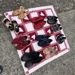 GARAGE SALE 