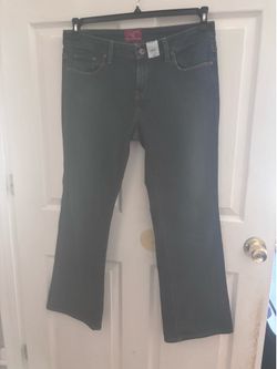 Levi’s women’s jeans