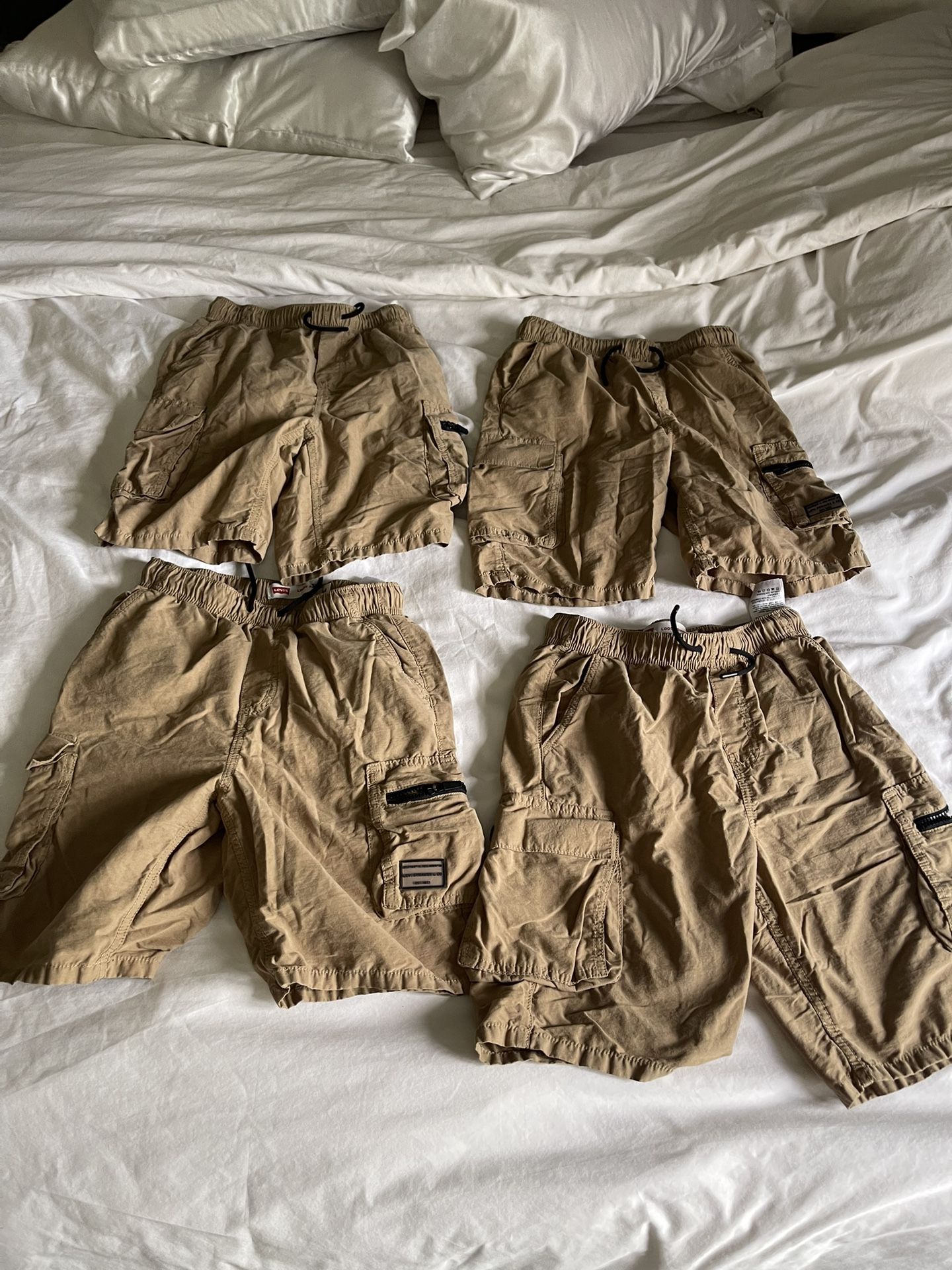 4 Levis Khaki Short Youth Boys Medium