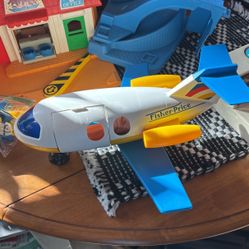 Fisher Price 1980 Airplane Toy
