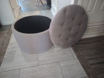 Storage ottoman