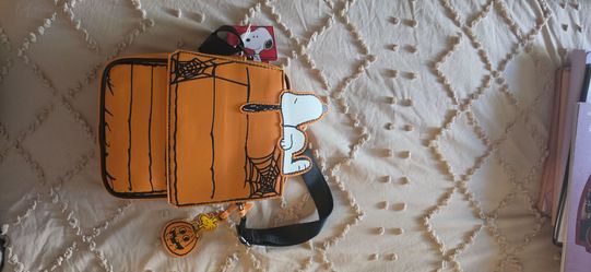Loungefly Peanuts Snoopy Halloween Crossbody Bag