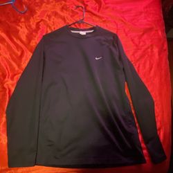 Nike Long Sleeve Sportswear