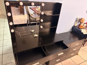 Black Vanity Desk with Mirror and Lights