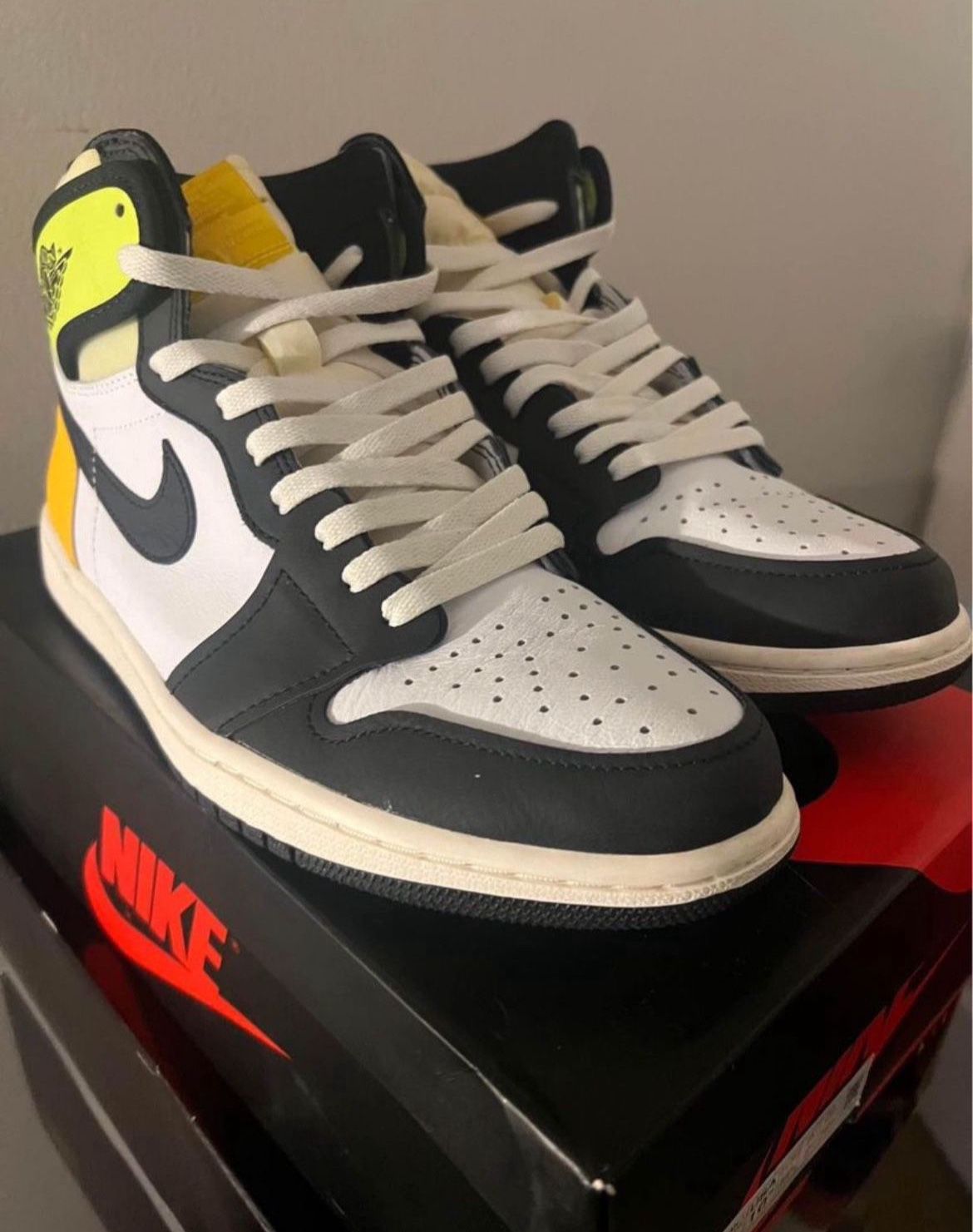 Nike Jordan 1 Shoe sz 10
