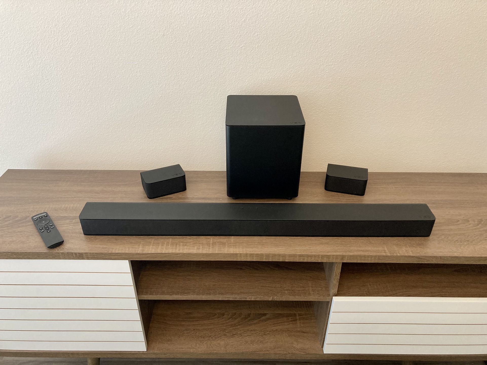 VIZIO V51-H6 5.1 Channel Home Theater Soundbar System