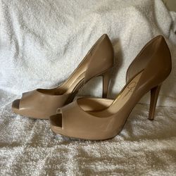 Jessica Simpson Killing Peep Toe Size 8