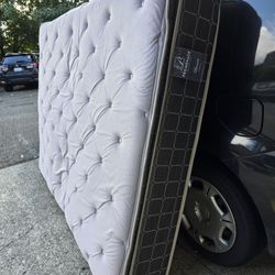 Pillow-Top Queen Mattress, Medium Softness