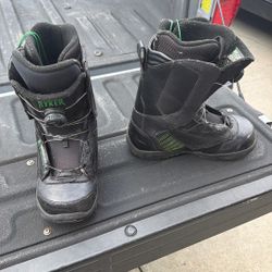 K2 Youth Snowboard boot