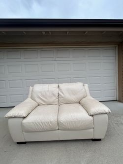 White Leather Loveseat – Comfortable & Modern