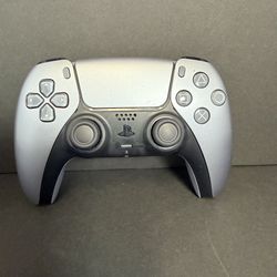 PS5 Controller Sterling Silver