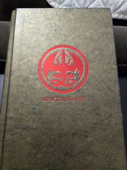 Hardcover Book Wings of Fire Legends: Dragonslayer by Tui T. Sutherland