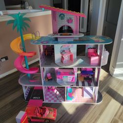 L.O.L SURPRISE! OMG FASHION  HOUSE (GREAR CONDITION)