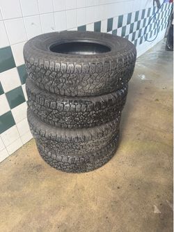 (4) Goodyear 255|70R17