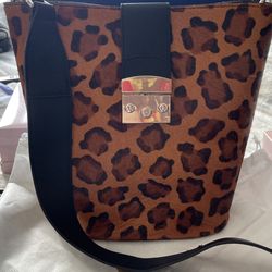 New Beautiful Bucket Bag With Duster-by Niquead