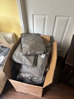 Esssential shorts bulk!!!