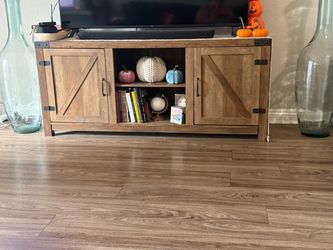Rustic Farmhouse Barn Door TV Stand