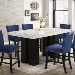 7 piece Counter Height Dining Set