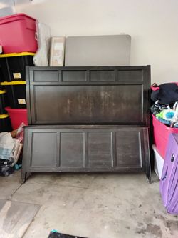 Queen size bedroom set