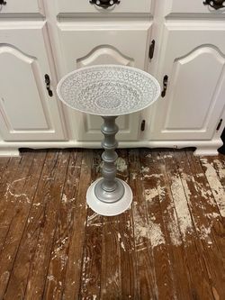 Bird bath/feeder