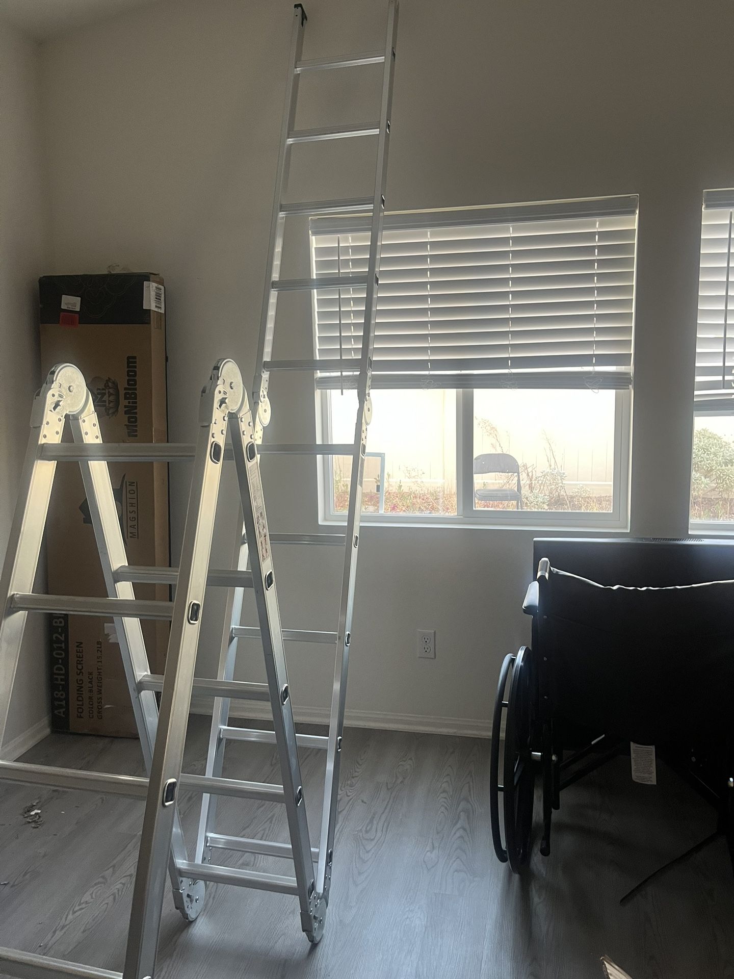 19 FT Ladder