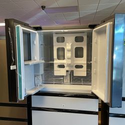 👀 Samsung BESPOKE 29 cu. ft. Refrigerator - White Glass (New)