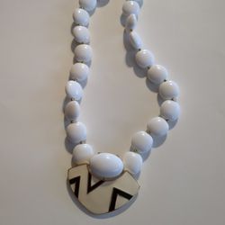 Vintage Signed Trifari White Necklace 