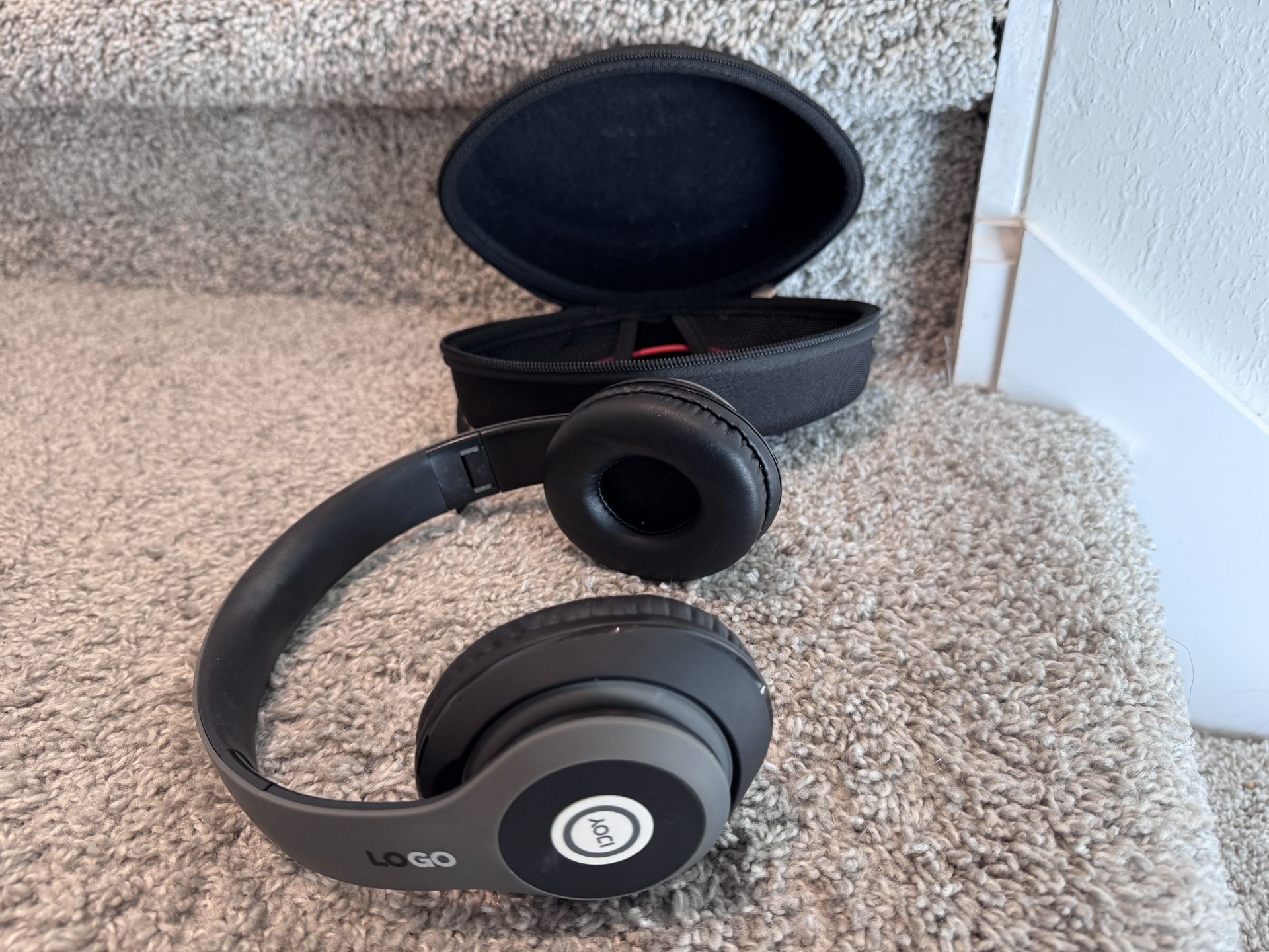 IJOY 901. BLUETOOTH HEADPHONES OVER EAR