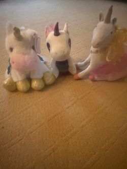 Unicorn plushy