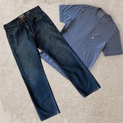 Levi’s Denizen Straight Cut Jeans Medium Blue Wash Size 32x30, T-Shirt Size M