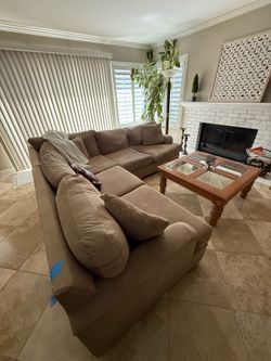 Sectional Couch with Coffee Table