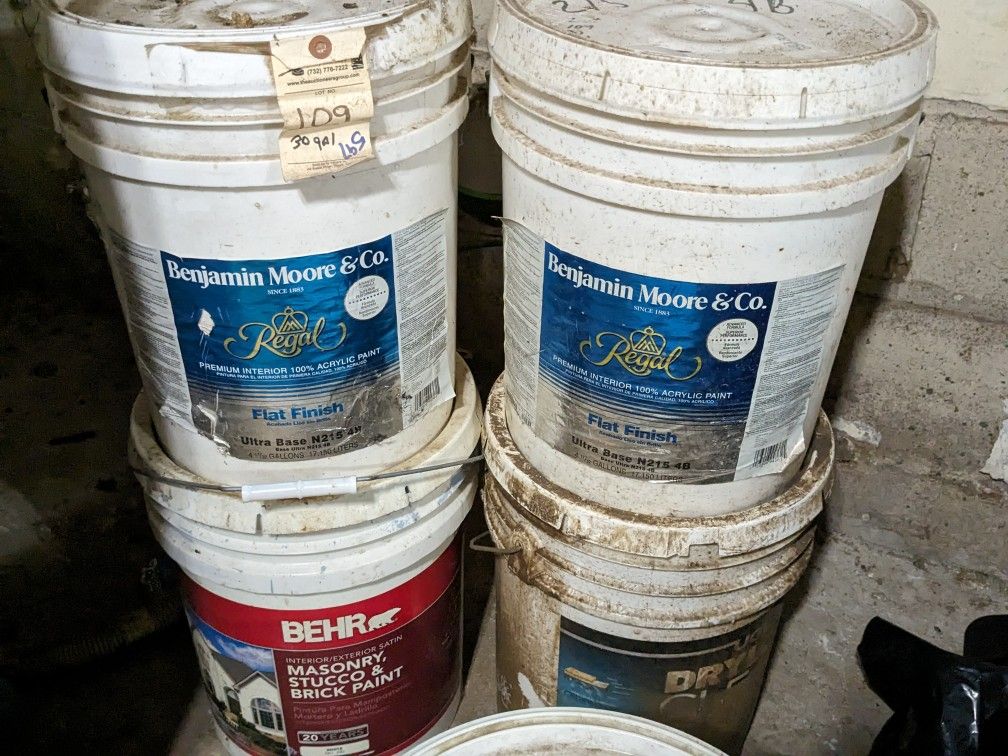 5 Gallons Benjamin Moore Paint for Sale in South Plainfield, NJ OfferUp