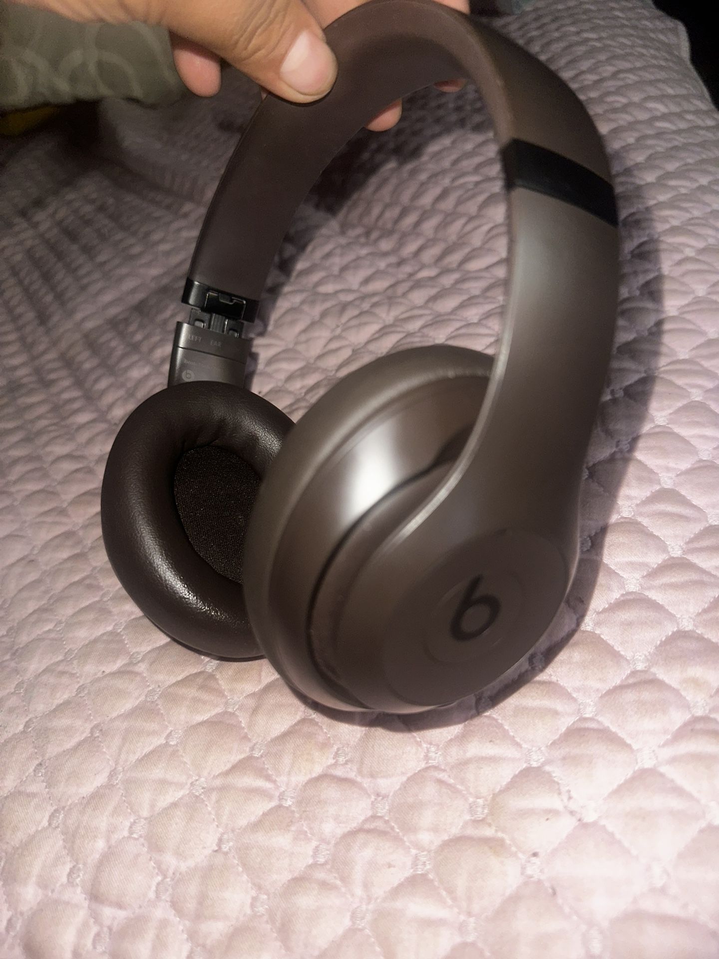 Beats Studio Pro