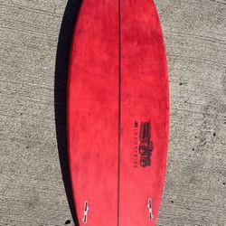 JS Sub Xero 5’4” Surfboard