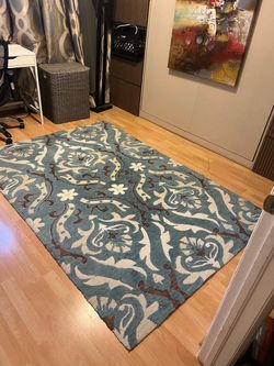 Gorgeous rug 5.5 x 7.5