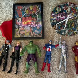 Marvel Action Figures!Marvel Clock,Marvel Framed Picture!