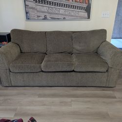 Sofa In Perfect Condition 