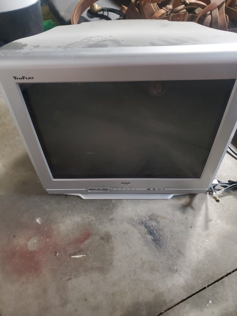 Flat Screen TV Works Great Free Free Free