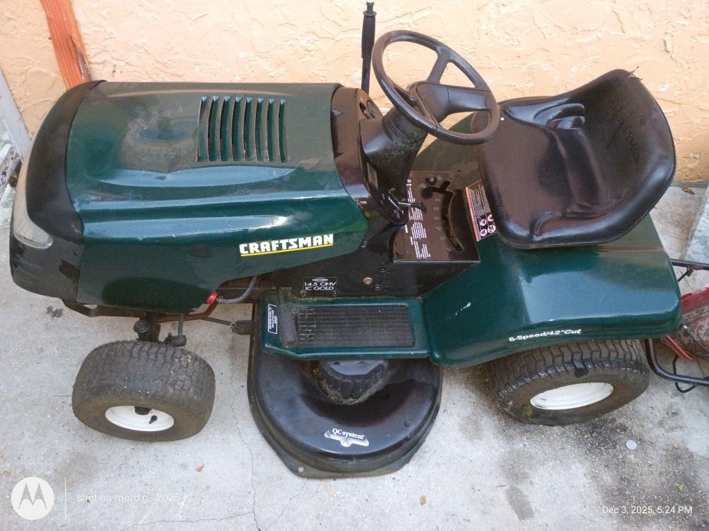 Price is FIRM: CRAFTSMAN RIDER MOWER TRACTOR. NOT RUNNING WILL NEED TLC
