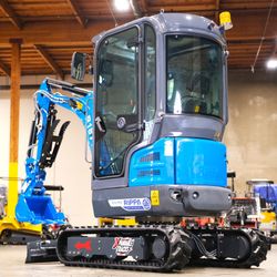 2026 R18PRO Mini Excavator • Heated Cab • Kubota D902 Diesel