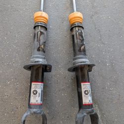 2023 Ram 1500 5.7 4x4 Shocks. Front. 