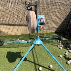 Jugs baseball Pitching Machine