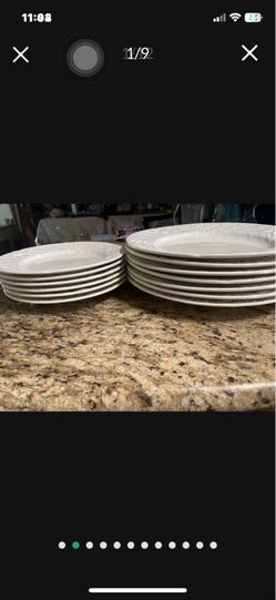 Mikasa English Countryside dinnerware 17 Pieces $50
