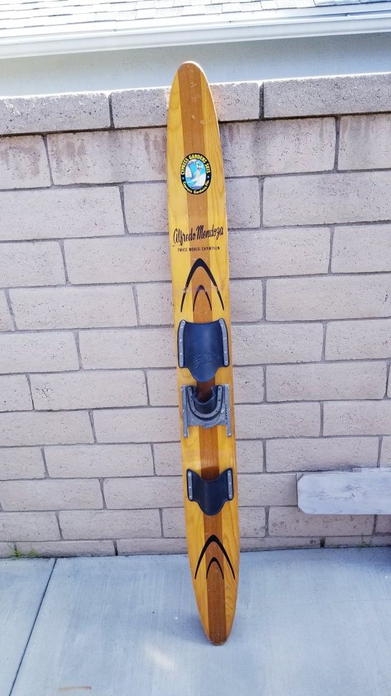 1 - 1950's vintage Cypress Gardens water ski - 'Alfredo Mendoza'