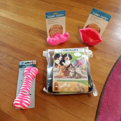 3 New Pet Blankets And 3 Squeaker Toys