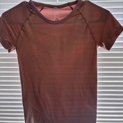Lululemon swiftly shirt