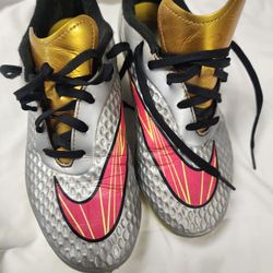 Neymar Hypervenom Sz5.5